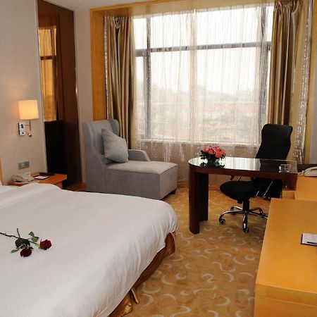 Shanghai Sky Rainbow Hotel Δωμάτιο φωτογραφία